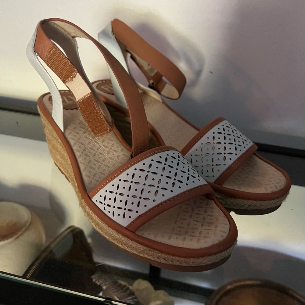 FLY LONDON EKAL SANDALS NWOB